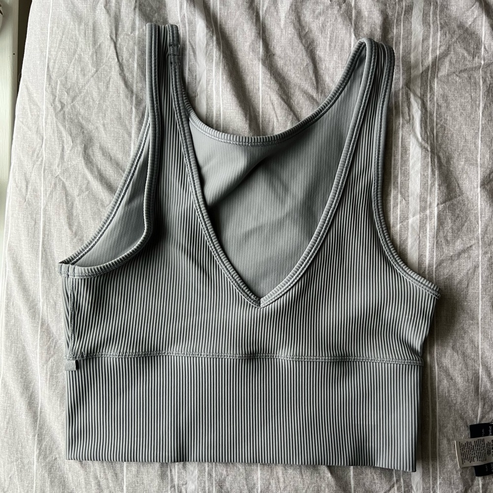 VEUC Lululemon Power Pivot Ribbed Gray